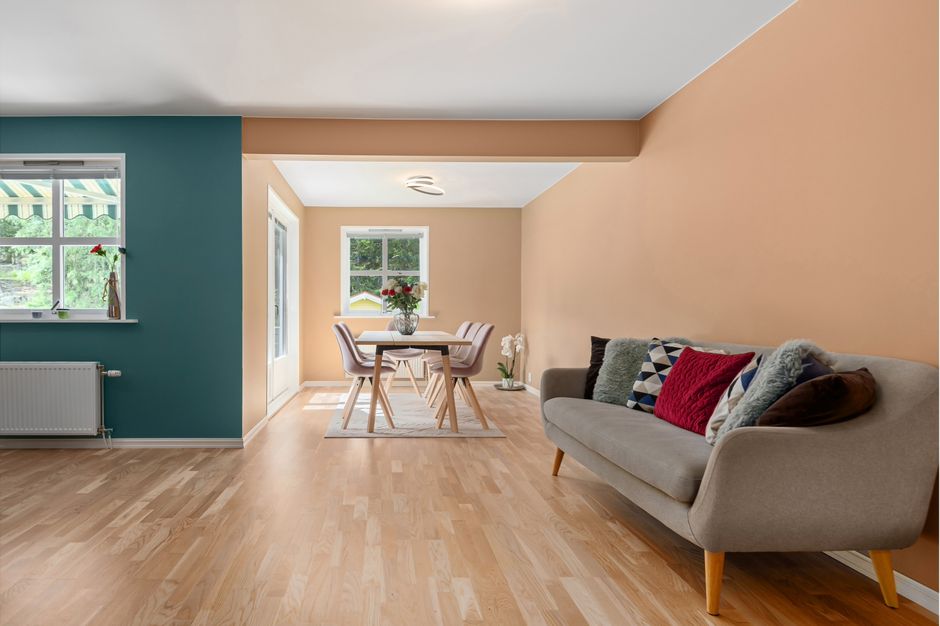 Mokka mousse kleurige woonkamer met moderne meubels. Mokka mousse kleurige woonkamer met moderne meubels.