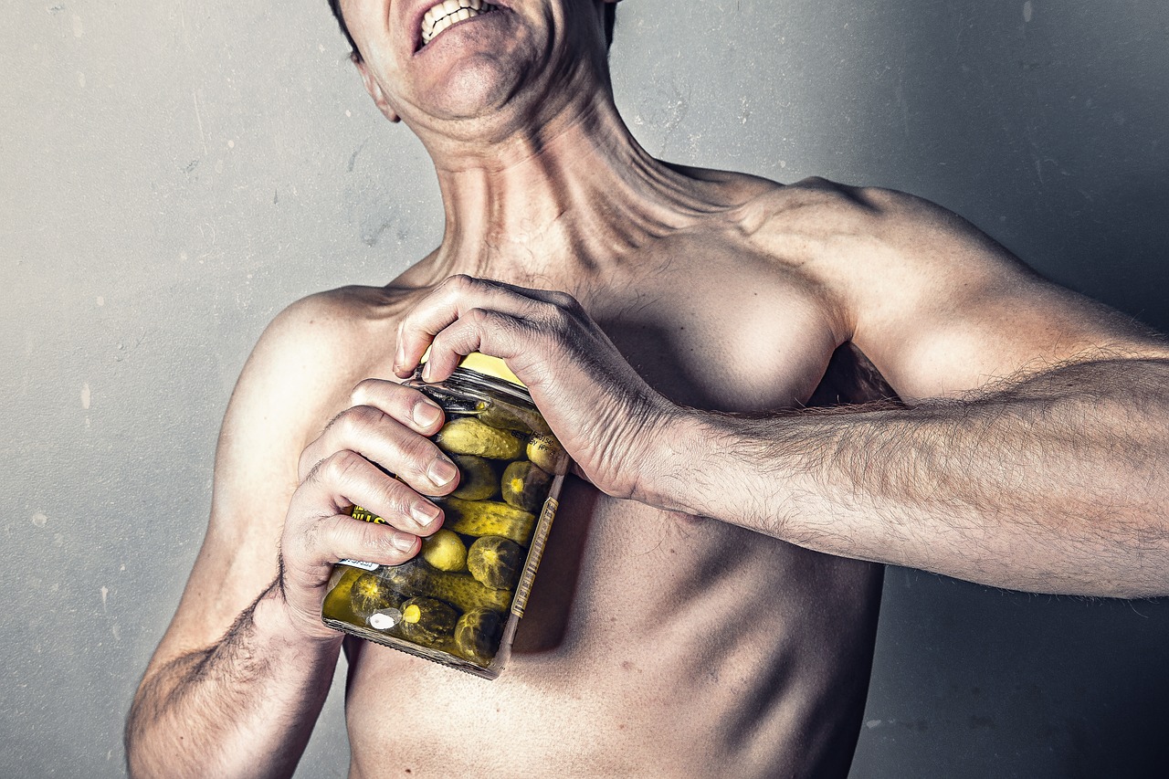 Pittige wodka met verse chilipeper. Pittige wodka met verse chilipeper.